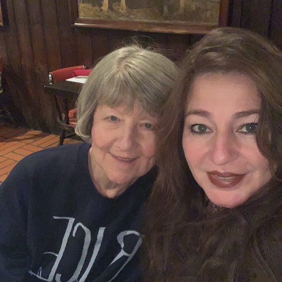 Meet your Posher, Jen - Picture 2 of 3